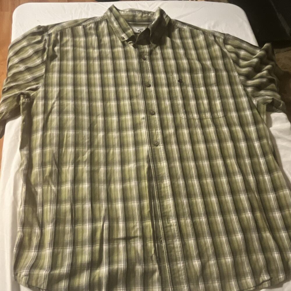 Carhartt Men's XL Green White Black Plaid Short Sleeve Button-Front Cotton Shirt